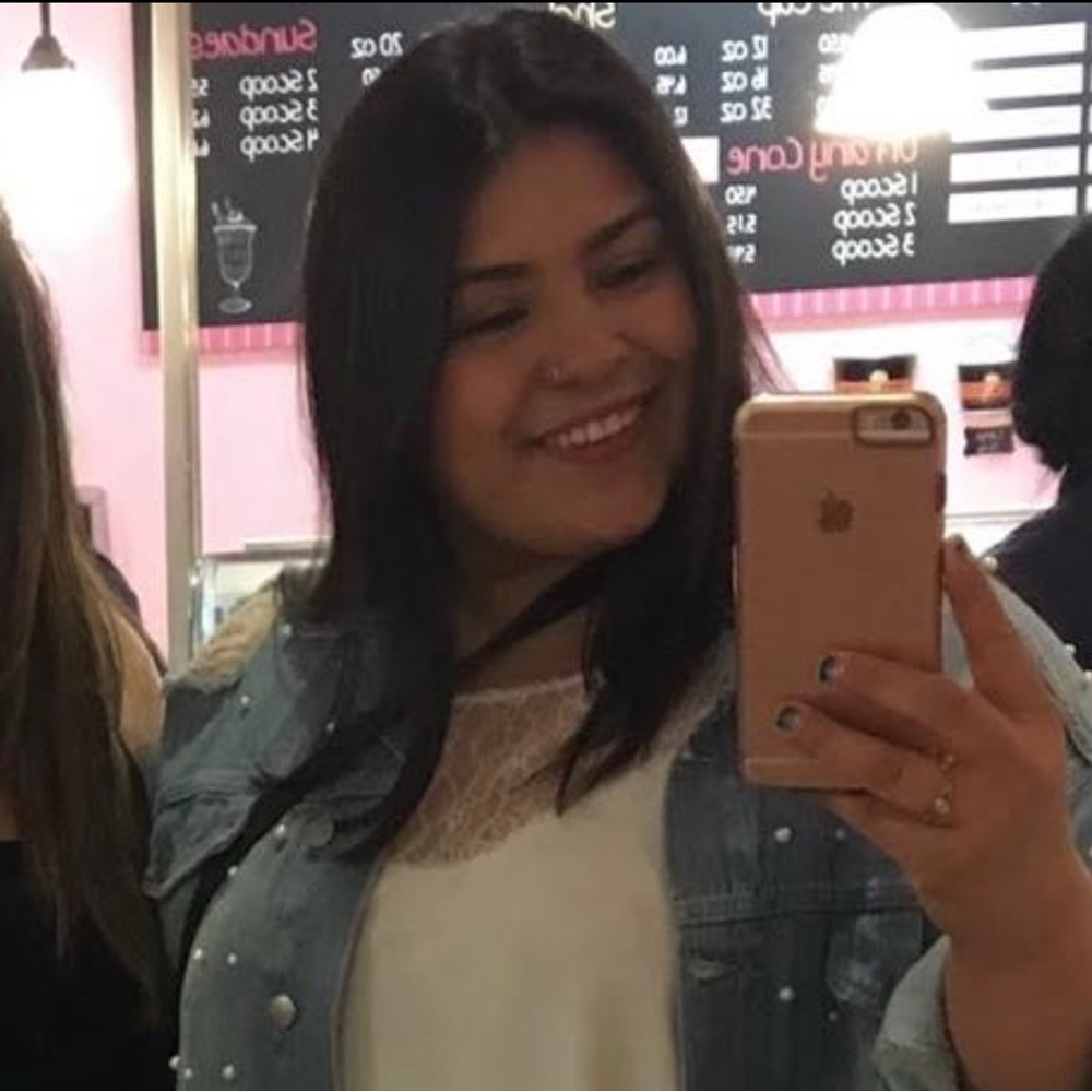 Meet your Posher, Ana